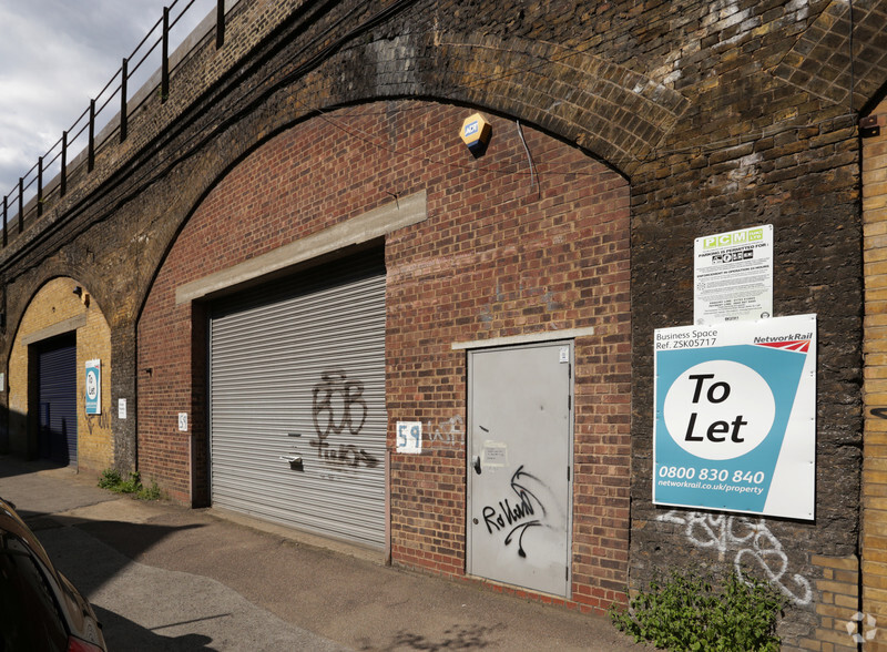 60 Ewer St, Londres à louer - Photo de l’immeuble – Image 3 sur 6