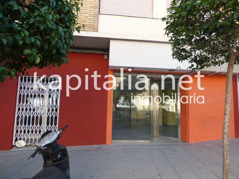 Local commercial dans Ontinyent, Valencia à vendre Photo de l’immeuble– Image 1 sur 9