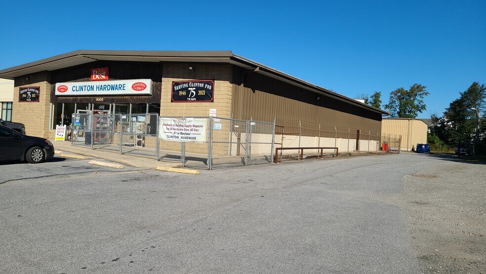 9005 Woodyard Rd, Clinton, MD à vendre - Photo de l’immeuble – Image 2 sur 14