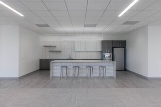 575 Market St, San Francisco, CA à louer Photo intérieure– Image 1 sur 3