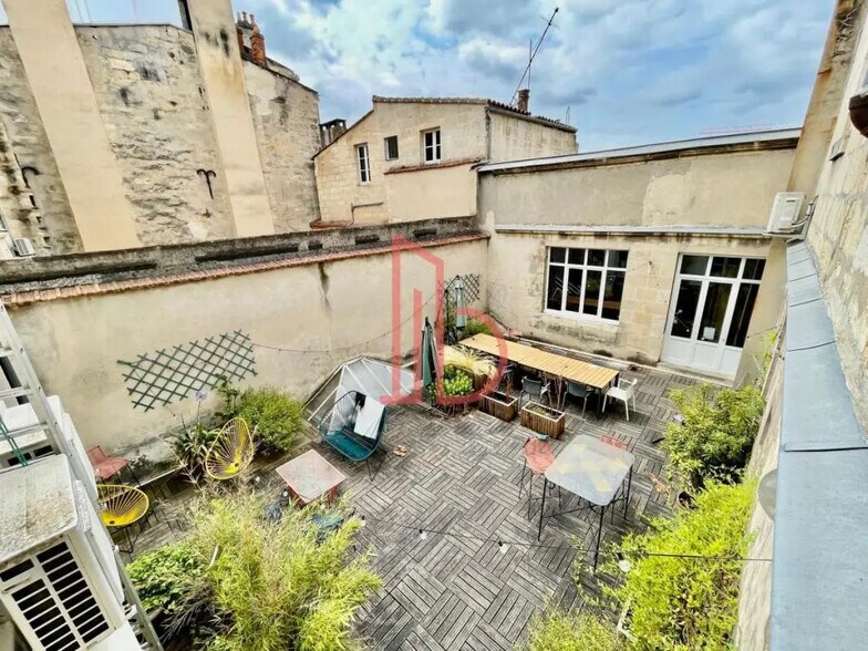 Bureau dans Bordeaux à louer - Photo de l’immeuble – Image 1 sur 7