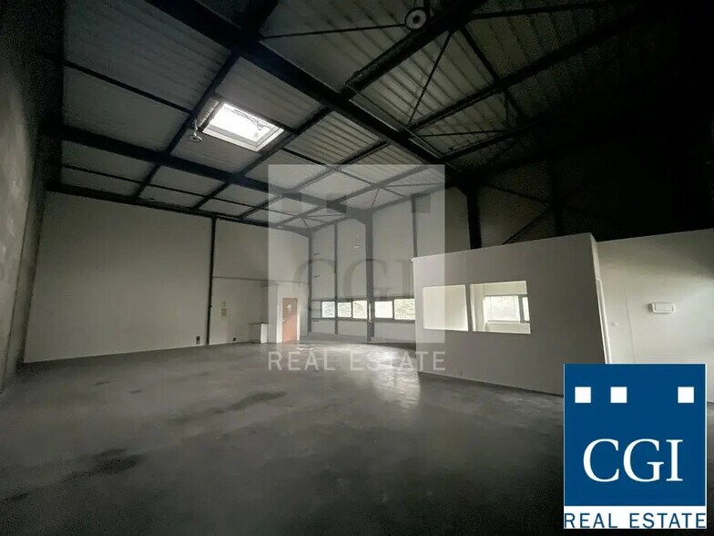 Bureau dans Voiron à louer - Photo intérieure – Image 3 sur 4