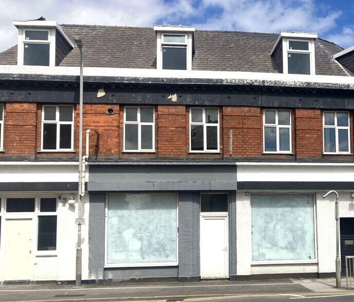 139-143 Queen St, Withernsea à vendre - Photo de l’immeuble – Image 2 sur 8