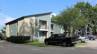 Plus de détails pour 510 Billie Bess Ln, Conroe, TX - Logement à vendre