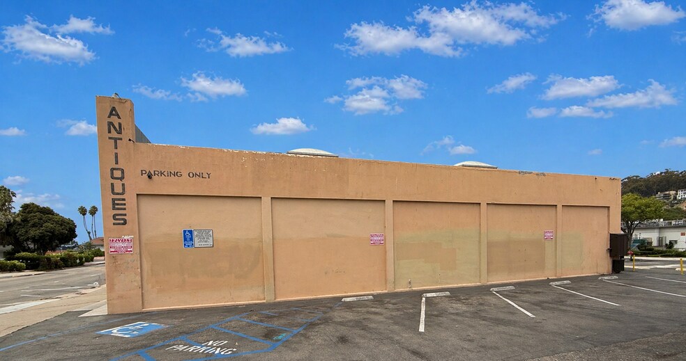 457 E Thompson Blvd, Ventura, CA à vendre - Photo de l’immeuble – Image 3 sur 10