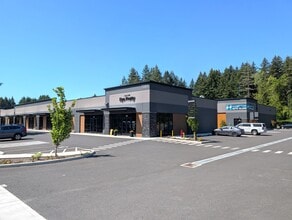 6923 NW Friberg Strunk St, Camas, WA à louer Photo de l’immeuble– Image 1 sur 44