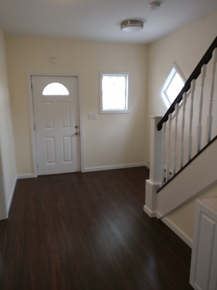 65 Station Rd, Cranbury, NJ à vendre - Autre – Image 2 sur 11