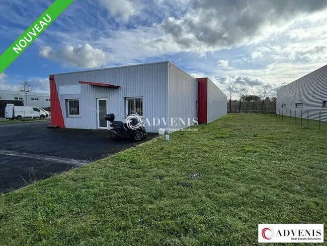Plus de détails pour Local d’activités à vendre