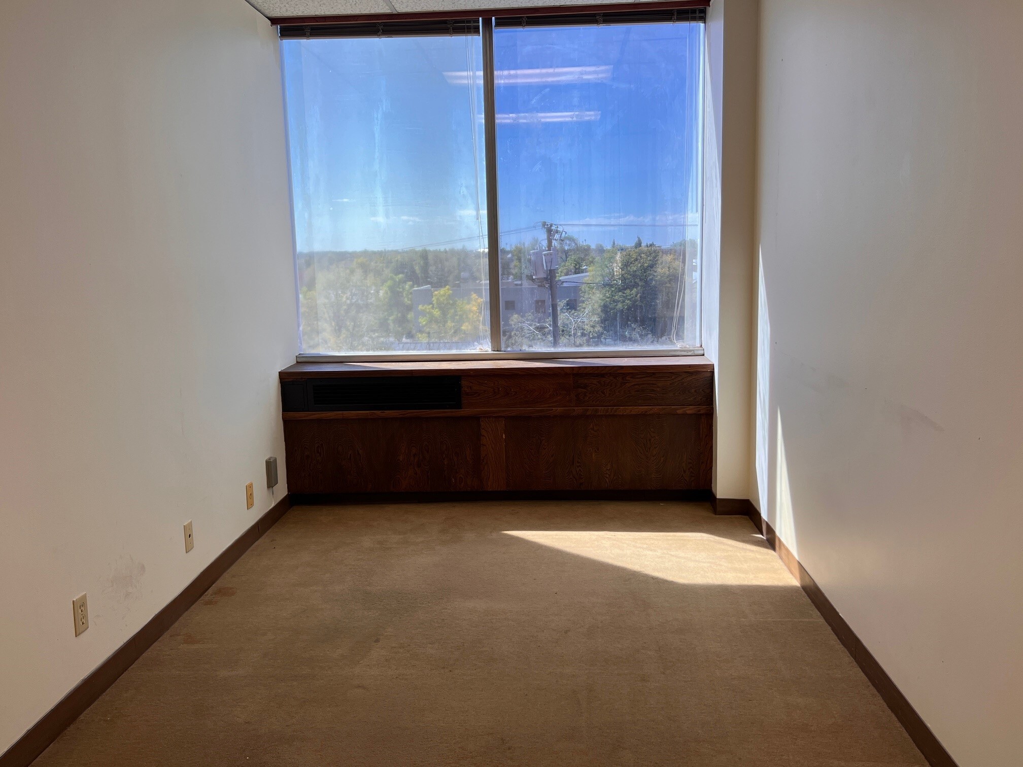 121 E Birch Ave, Flagstaff, AZ à louer Photo intérieure– Image 1 sur 6
