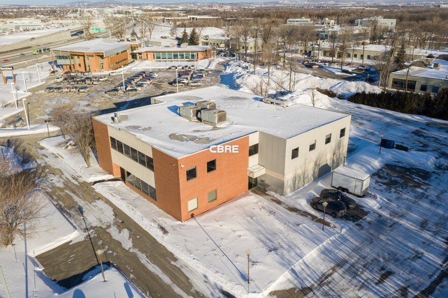 2710 Rue Einstein, Québec, QC à vendre - Photo principale – Image 1 sur 3