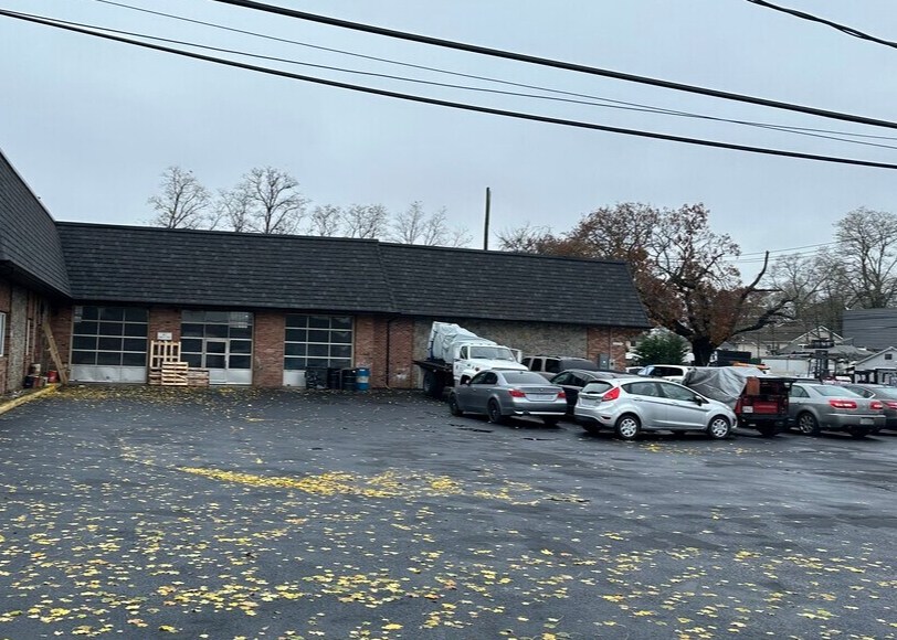 5714 Old Sunrise Hwy, Massapequa, NY à louer - Photo de l’immeuble – Image 2 sur 8