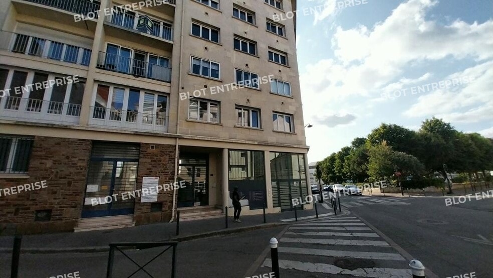 7 Rue Mathurin Brissonneau, Nantes à louer - Photo de l’immeuble – Image 2 sur 4