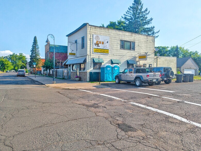 1828 Iowa Ave, Superior, WI à vendre - Photo de l’immeuble – Image 2 sur 12