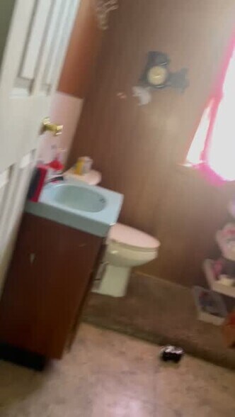 124 Hall St, Clarksburg, WV à vendre - Vidéo sur l’annonce professionnelle – Image 2 sur 11