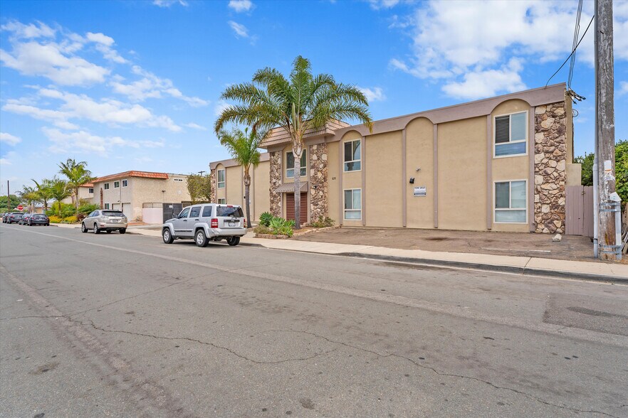 635 Emory St, Imperial Beach, CA à vendre - Photo de l’immeuble – Image 3 sur 29