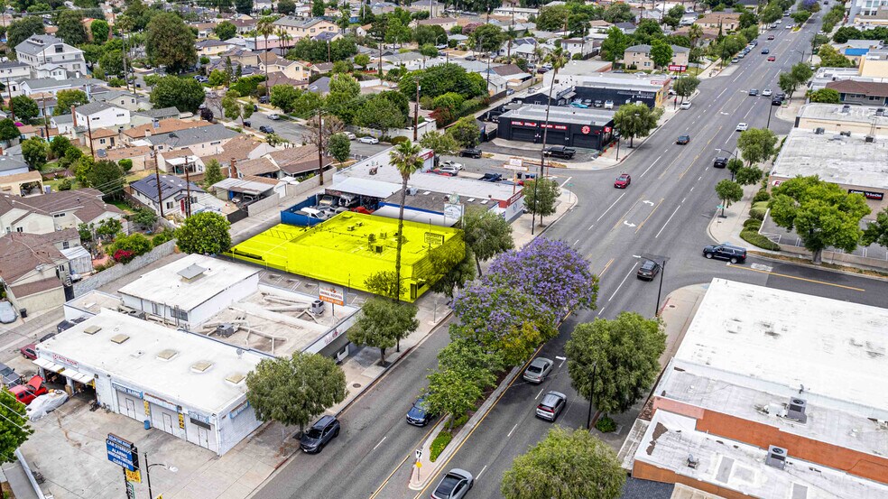 1423-1425 W Burbank Blvd, Burbank, CA à vendre - Photo de l’immeuble – Image 3 sur 21