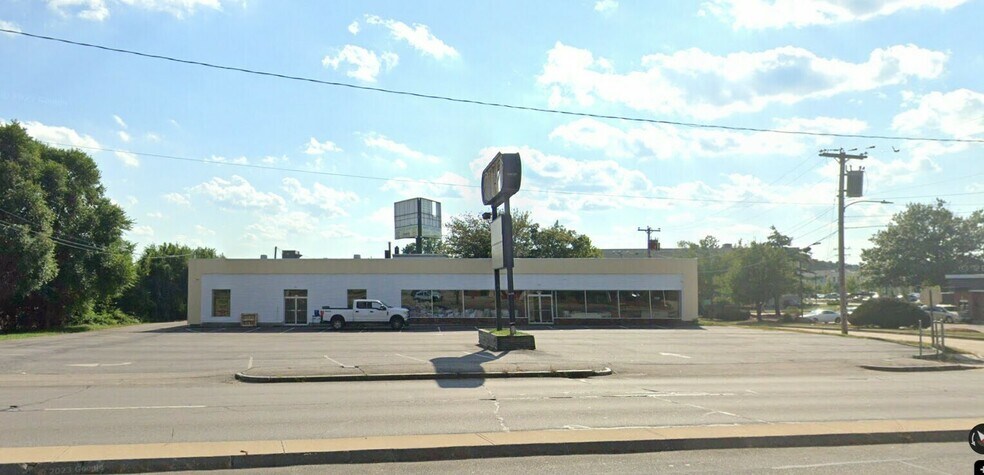 717-719 S Willow St, Manchester, NH à vendre - Photo de l’immeuble – Image 2 sur 4