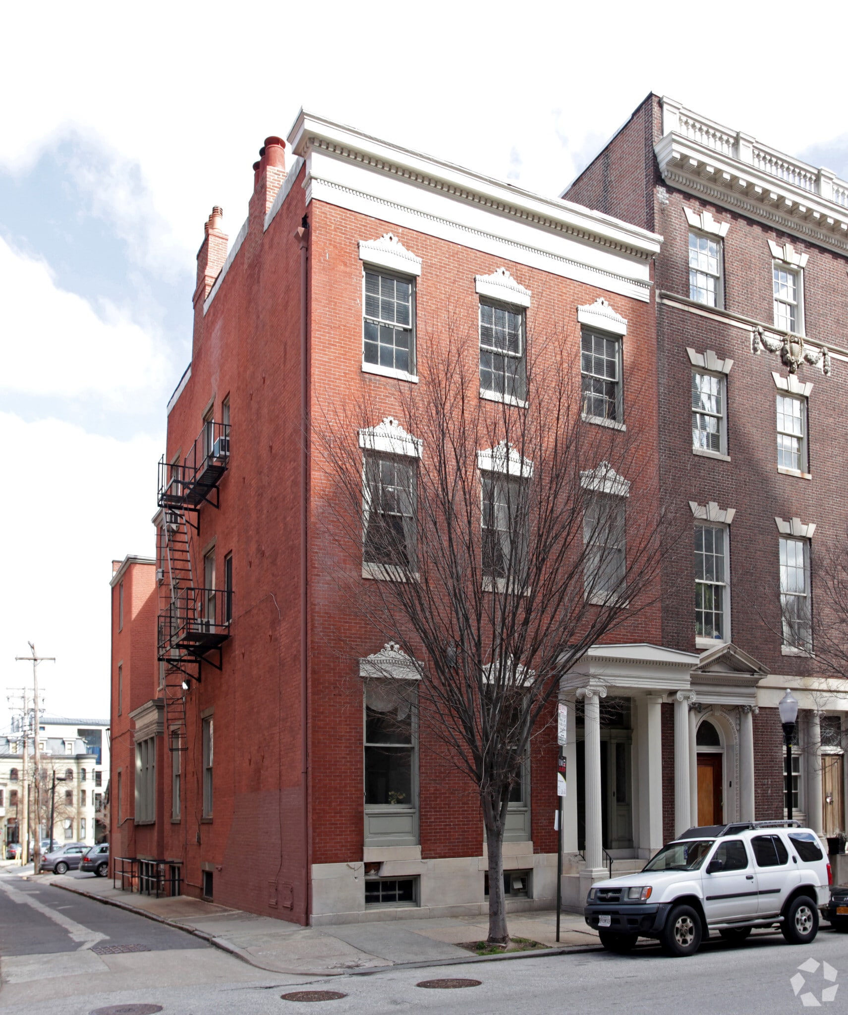 10 W Madison St, Baltimore, MD à vendre Photo principale– Image 1 sur 3