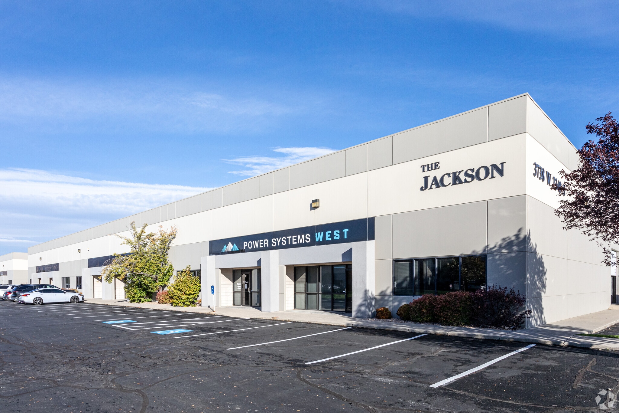 3738 W 2340 S, Salt Lake City, UT à louer Photo principale– Image 1 sur 5