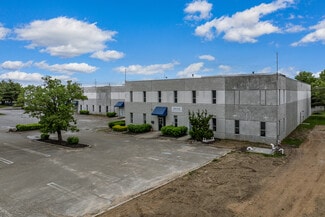 Plus de détails pour 17 Edgeboro Rd, East Brunswick, NJ - Industriel/Logistique à louer