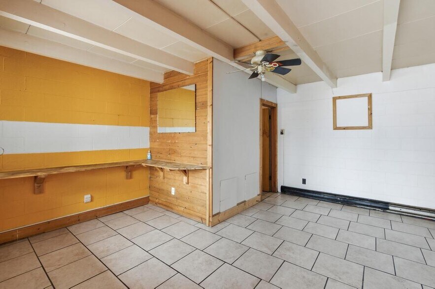 1712 Ashmun St, Sault Sainte Marie, MI à vendre - Photo de l’immeuble – Image 2 sur 15