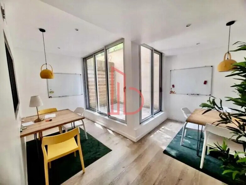 Bureau dans Bordeaux à louer - Photo de l’immeuble – Image 1 sur 5
