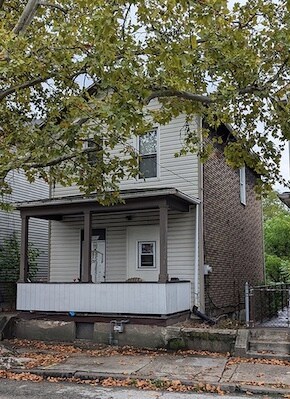 513 S 5th St, Duquesne, PA à vendre Photo principale– Image 1 sur 2