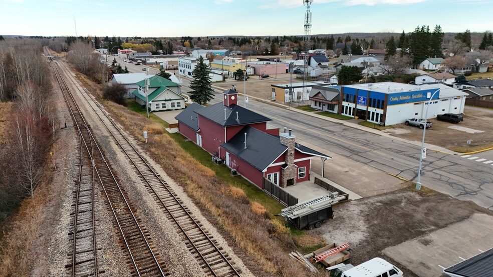 5020 Lac St Ann Trl, Onoway, AB à louer - Photo de l’immeuble – Image 2 sur 3