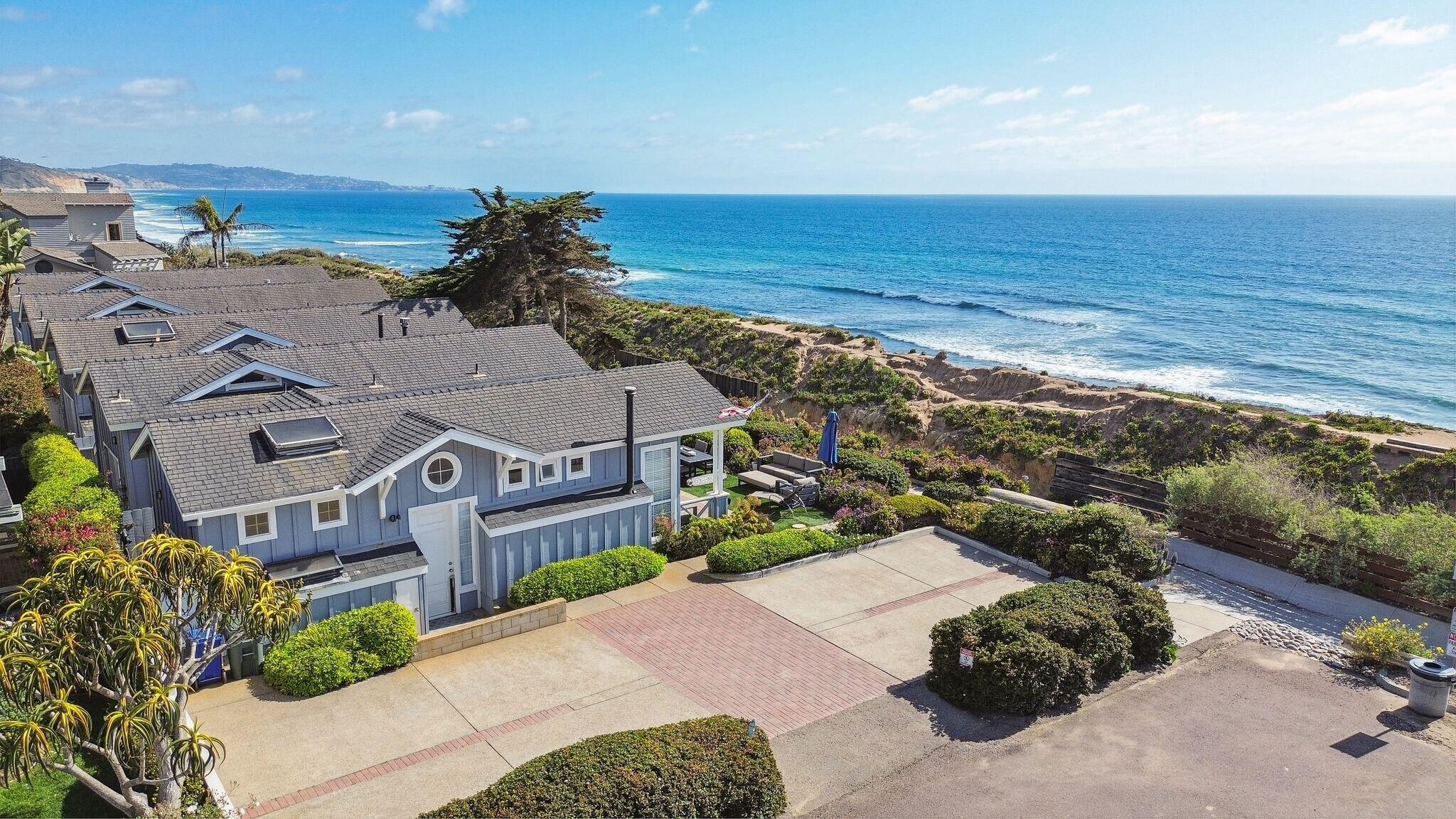 931-939 Ocean Ave, Del Mar, CA à vendre Photo de l’immeuble– Image 1 sur 27