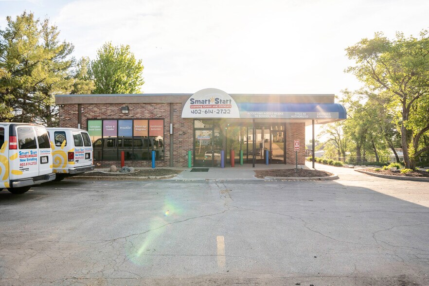 2020 N 72nd St, Omaha, NE à vendre - Photo de l’immeuble – Image 2 sur 10