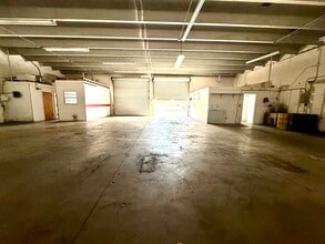 1360-1396 SE Huffman Rd, Port Saint Lucie, FL à louer Photo intérieure– Image 2 sur 3