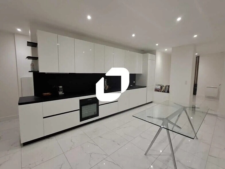 Bureau dans Bordeaux à louer - Photo intérieure – Image 3 sur 9