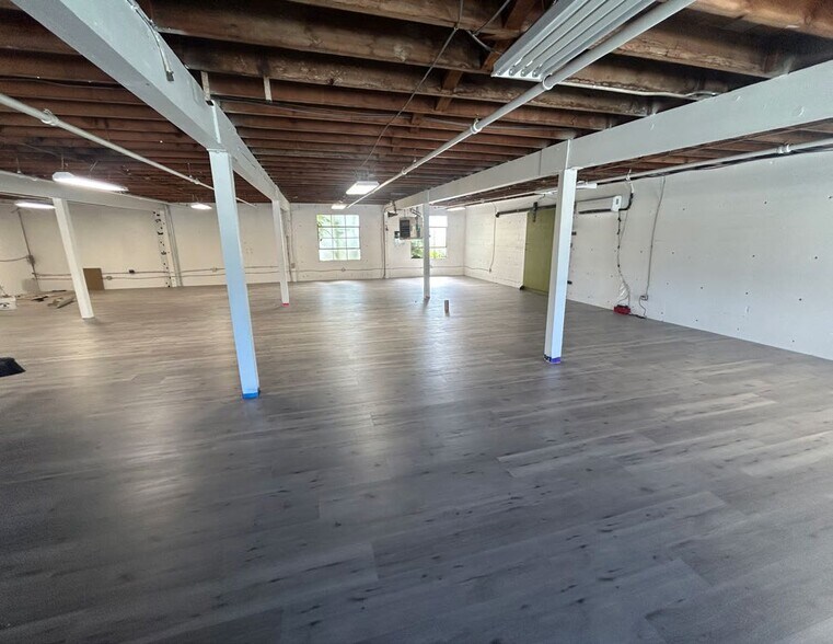 4812-4834 N Interstate Ave, Portland, OR à louer - Photo intérieure – Image 2 sur 3