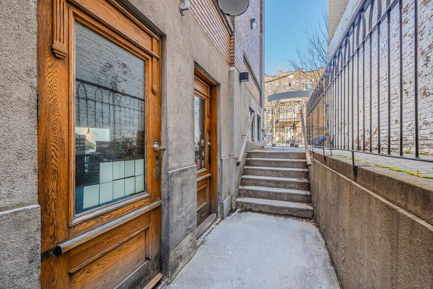 1375 Av Laurier E, Montréal, QC à vendre - Photo de l’immeuble – Image 3 sur 22
