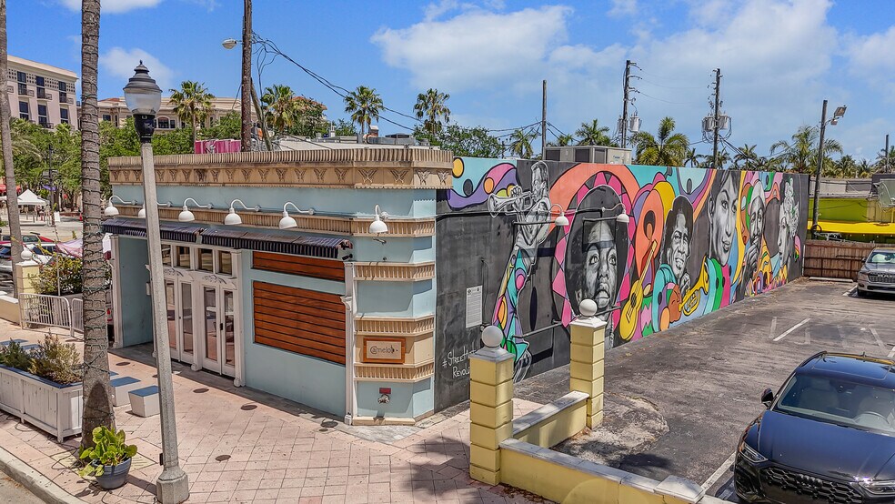 114 South Narcissus Ave, West Palm Beach, FL à vendre - Photo de l’immeuble – Image 1 sur 9