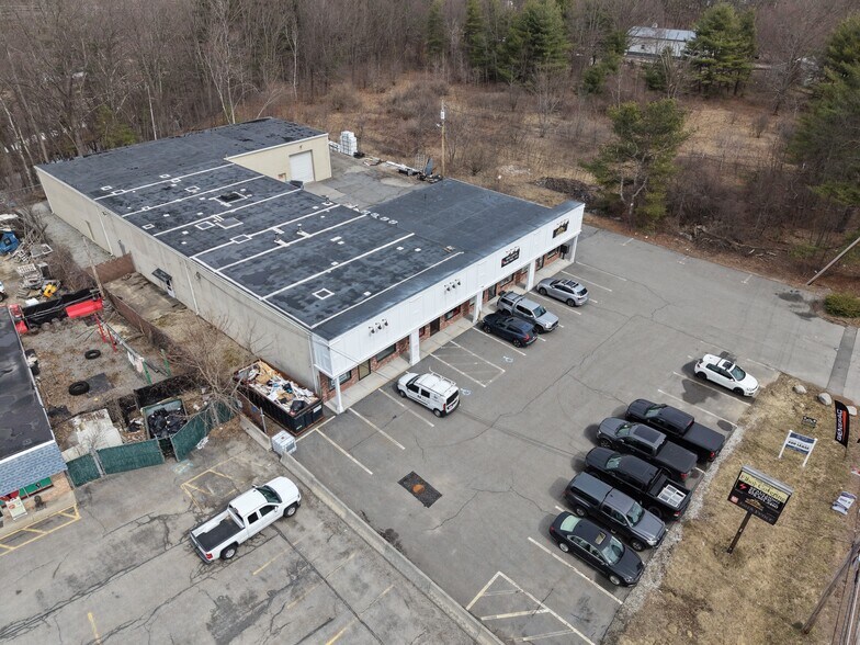 671 Great Rd, Littleton, MA à vendre - Photo de l’immeuble – Image 2 sur 7