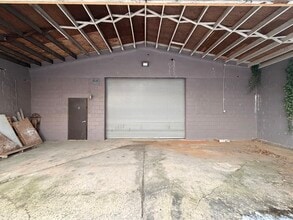 275 Lincoln Blvd, Middlesex, NJ à louer Photo intérieure– Image 2 sur 5