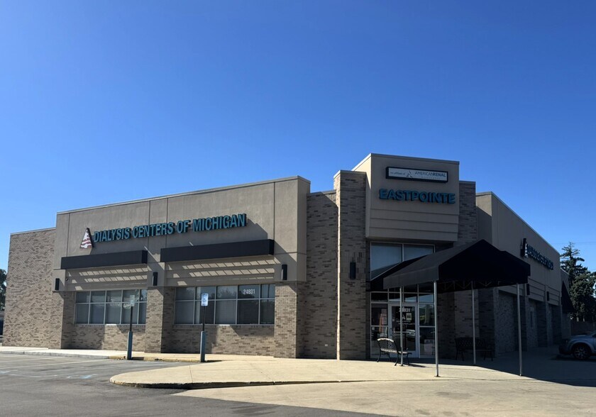 24931 Kelly Rd, Eastpointe, MI à vendre - Photo de l’immeuble – Image 2 sur 6