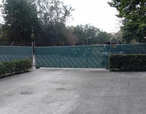 7001 NW Temple Terrace Hwy, Tampa, FL à louer - Autre – Image 3 sur 4