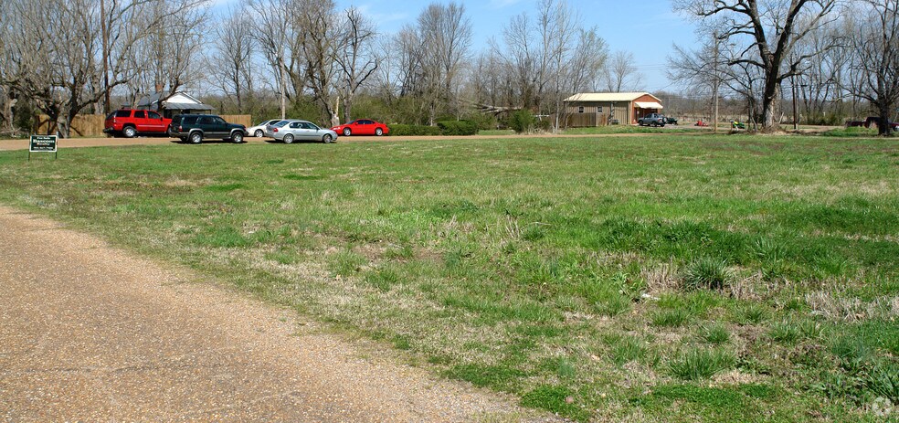 Kerr & Quintard, Arlington, TN à vendre - Photo principale – Image 1 sur 1