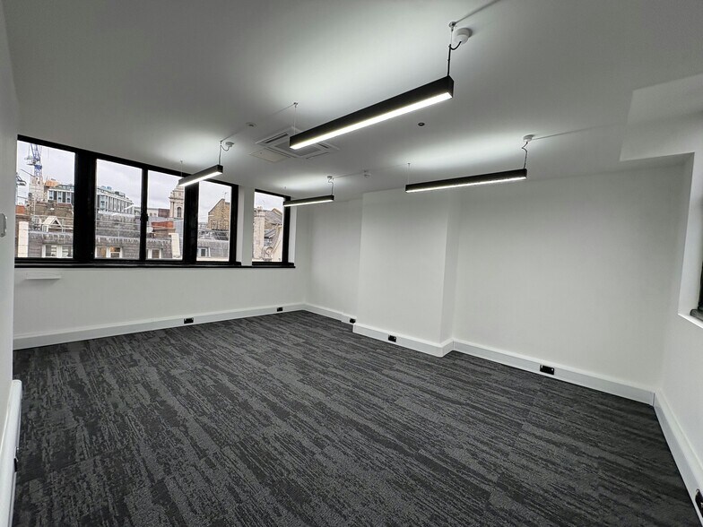 45 Conduit St, Londres à louer - Photo de l’immeuble – Image 3 sur 15