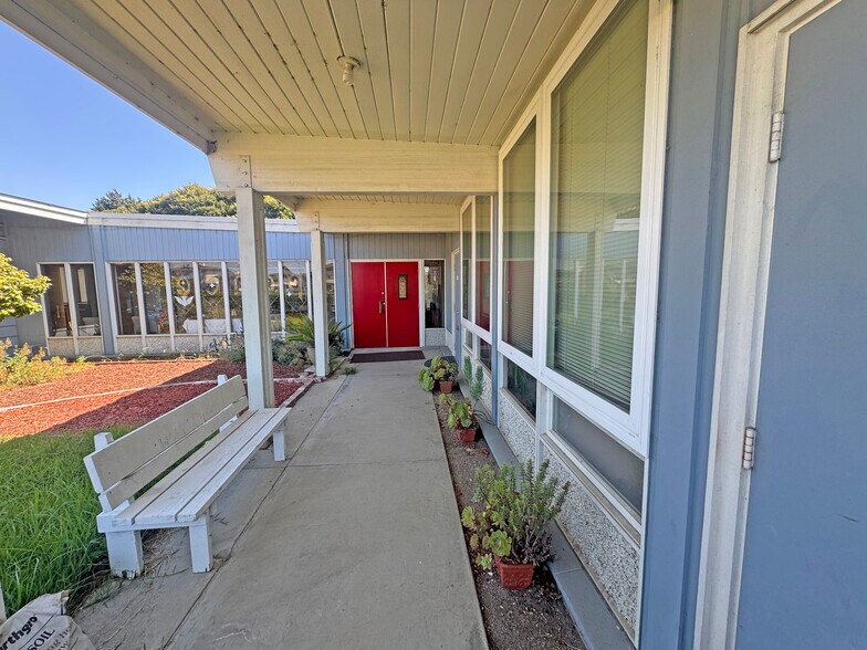 1000 W Ocean Ave, Lompoc, CA à vendre - Photo principale – Image 1 sur 7