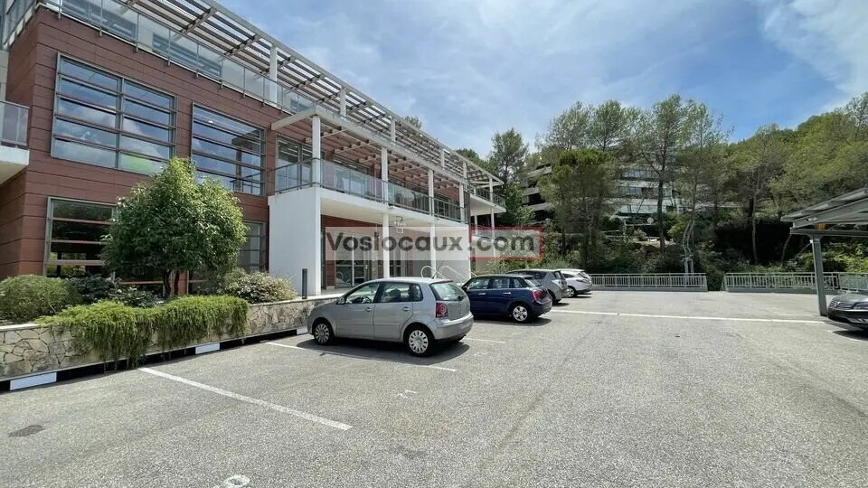 Bureau dans SOPHIA ANTIPOLIS à louer - Photo de l’immeuble – Image 1 sur 6
