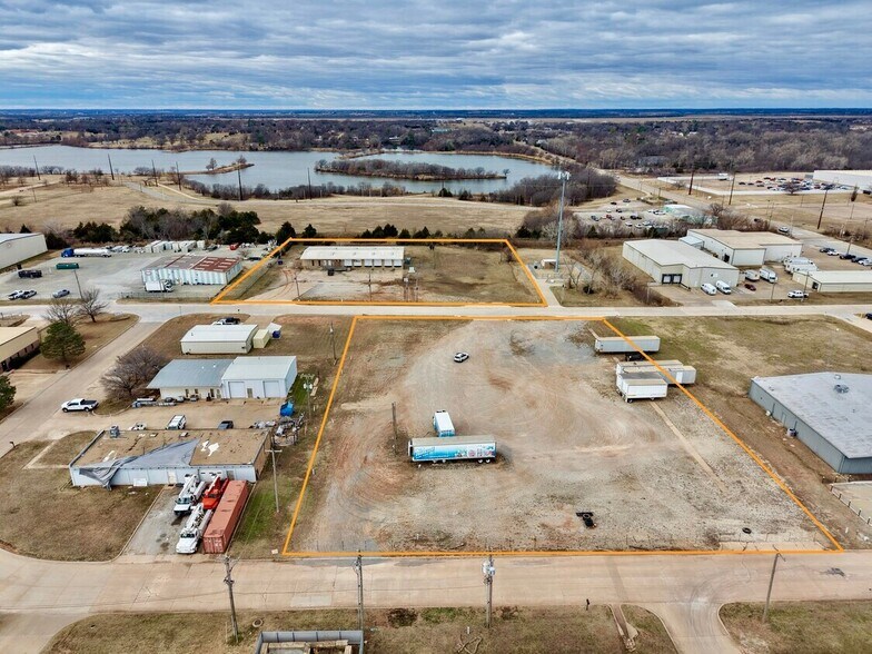 Stillwater, OK Two Industrial Assets portefeuille de 2 biens à vendre sur LoopNet.fr - Photo principale – Image 1 sur 3