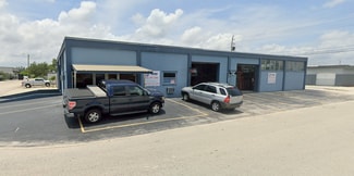 Plus de détails pour 747 Barnett Dr, Lake Worth, FL - Local d’activités à vendre