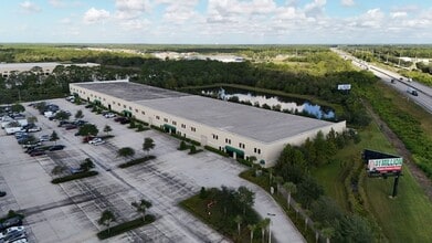 4407-4497 SW Martin Hwy, Palm City, FL à louer - Vidéo sur l’annonce professionnelle