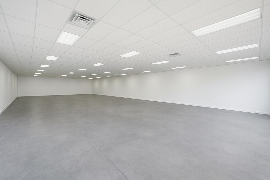 12020-12040 Western Ave, Garden Grove, CA à louer - Photo de l’immeuble – Image 2 sur 6