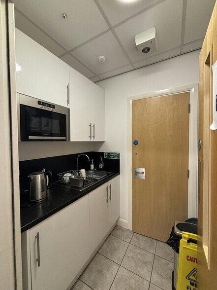 Wheatstone Ct, Quedgeley à vendre - Photo de l’immeuble – Image 3 sur 5