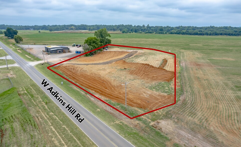 West Adkins Hill Road, Norman, OK à vendre - Photo de l’immeuble – Image 1 sur 15