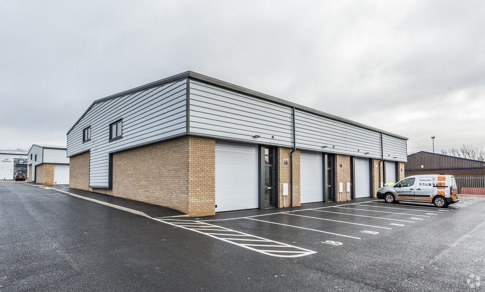 Kincraig Rd, Blackpool à louer - Photo principale – Image 1 sur 4
